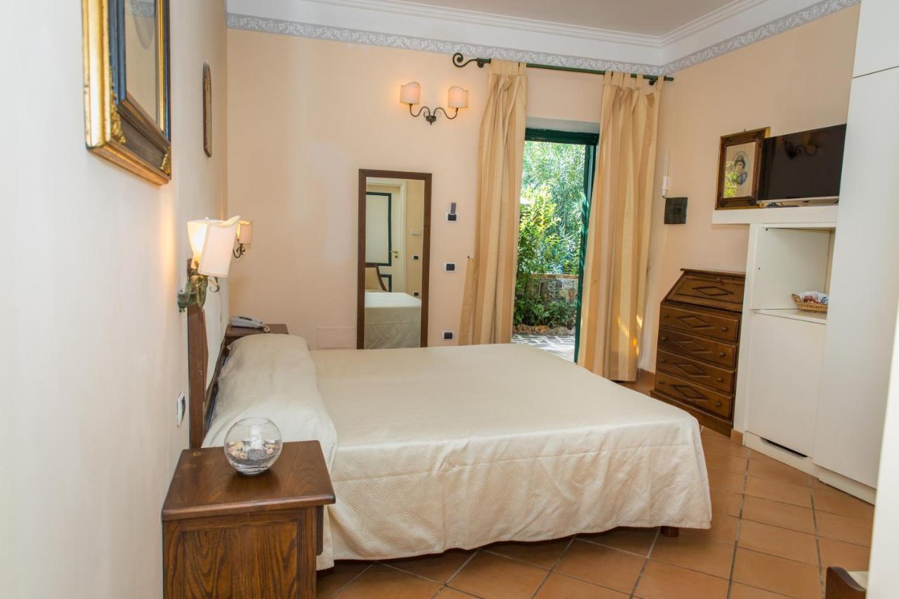 Hotel Villa Delle Meraviglie Maratea Bagian luar foto