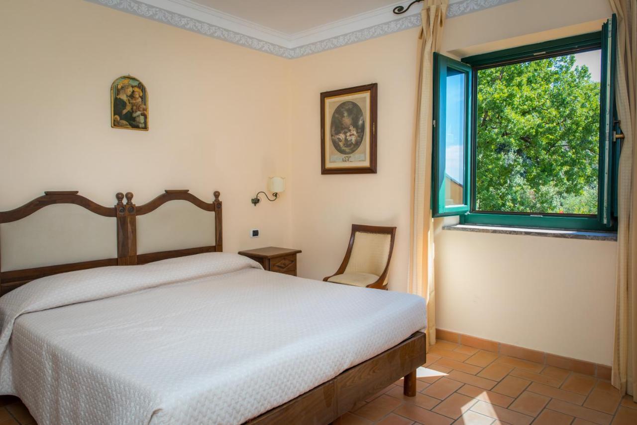 Hotel Villa Delle Meraviglie Maratea Bagian luar foto